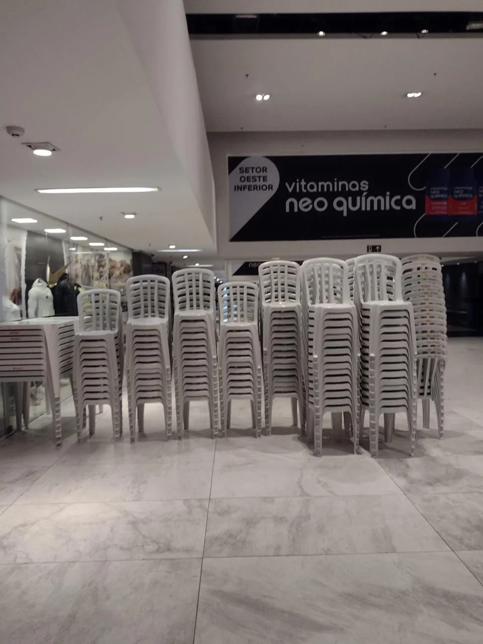 Aluguel de Mesas para Festas e Eventos